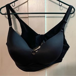 EUC TORRID  wire-free-push-up-solid-360